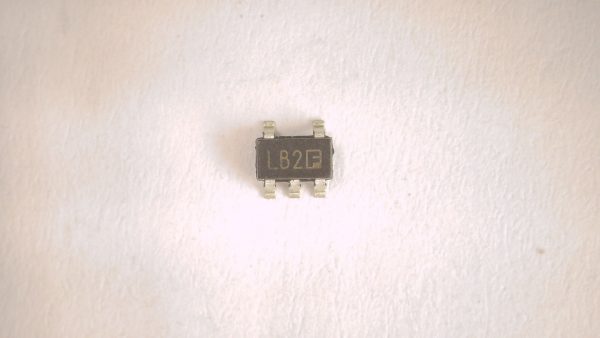 RT9193-33GB/ LB2F SET BOX IC - Image 2