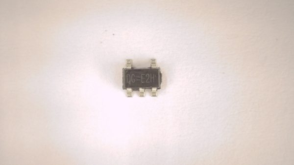 DC-E2HNB/ DE-A10/ RT9193-18GB SET BOX IC